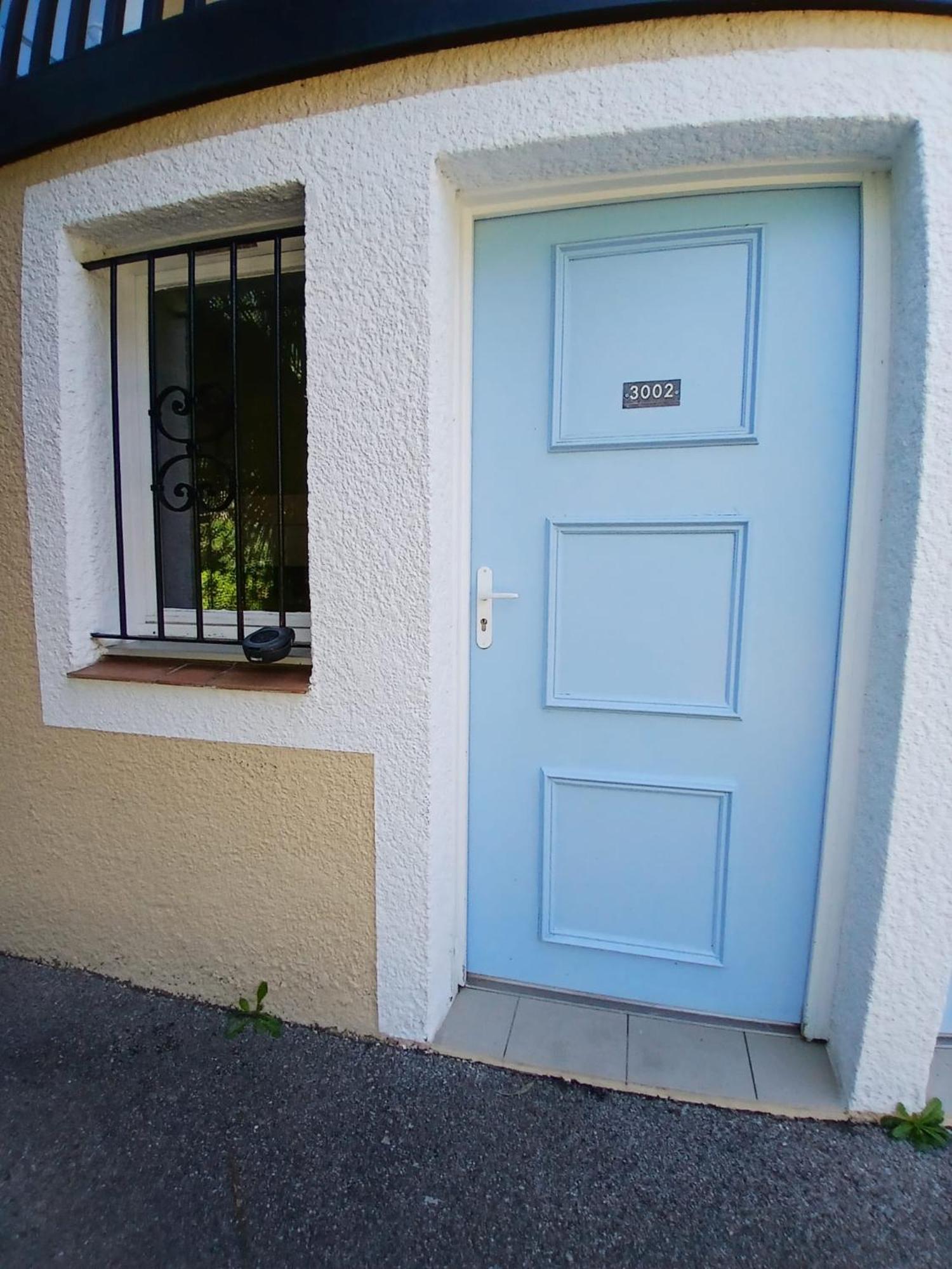 Appartement Grimaud Bord De Mer Exterior photo